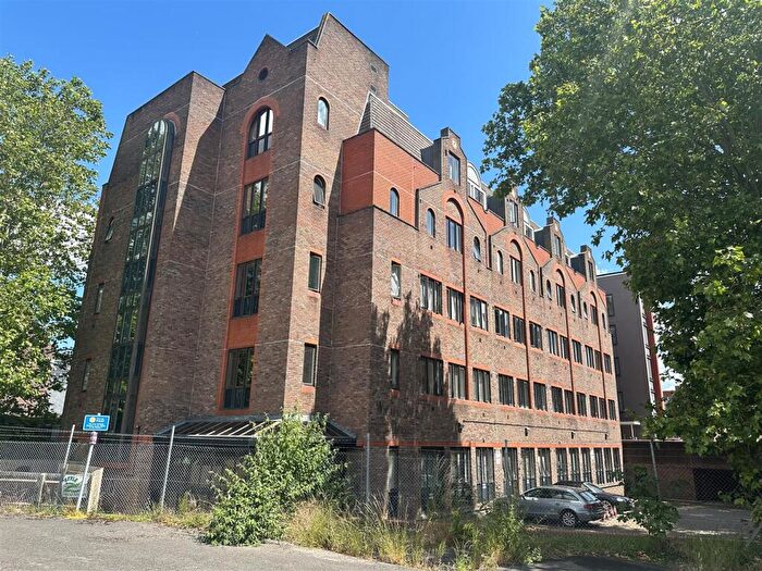 1 Bedroom Apartment For Sale In Knightrider Street, Maidstone, ME15