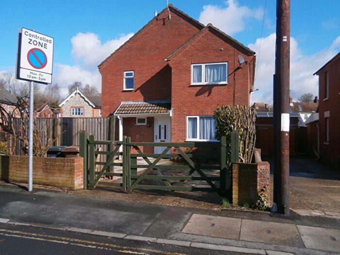 2 Bedroom Detached House To Rent In , Junction Road, Andover, SP10