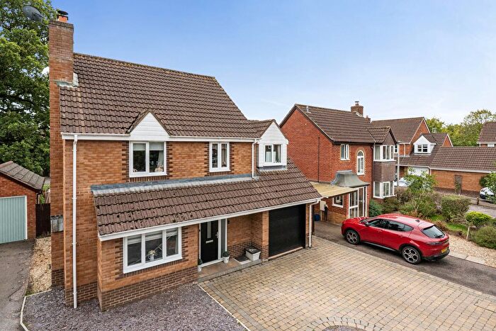 4 Bedroom Detached House For Sale In Moorlands, Tiverton, Devon, EX16