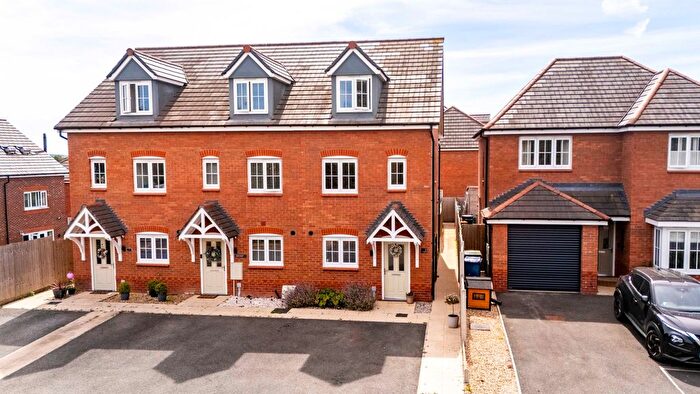 3 Bedroom Semi-detached House For Sale In Wardle Croft, Stone, ST15