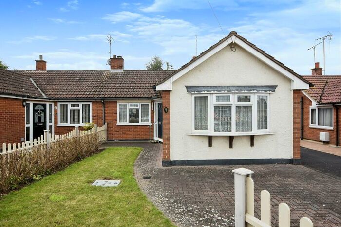 2 Bedroom Semi-Detached Bungalow For Sale In Sidmouth Road, Chelmsford, CM1