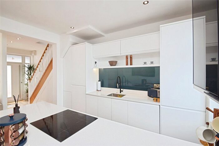 3 Bedroom Semi-detached House For Sale In Park Avenue, Mumbles, Swansea, SA3