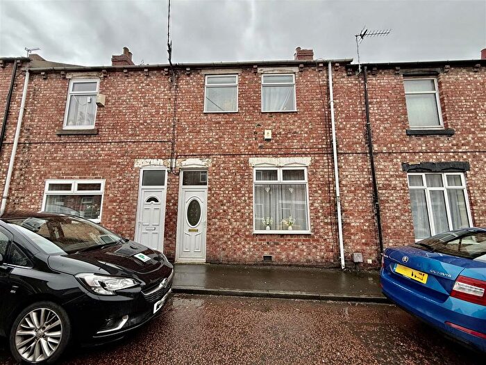 2 Bedroom Terraced House For Sale In Queen Street, Birtley, Chester Le Street, DH3