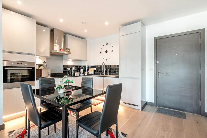 1 Bedroom Flat For Sale In Fairfax Drive, Prospects Place, SS0