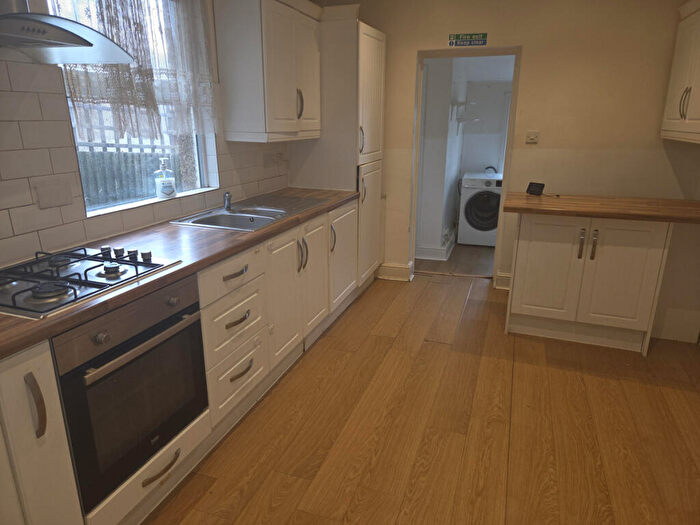3 Bedroom Terraced House To Rent In Burlington Road, Croydon, CR7