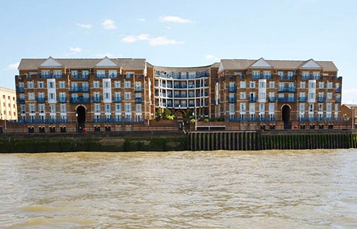 2 Bedroom Apartment For Sale In Rotherhithe Street, Windsor Court King & Queen Wharf Rotherhithe Street, SE16