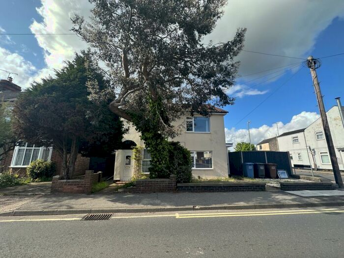 2 Bedroom Terraced House To Rent In Spring Road, Ipswich, Suffolk, IP4