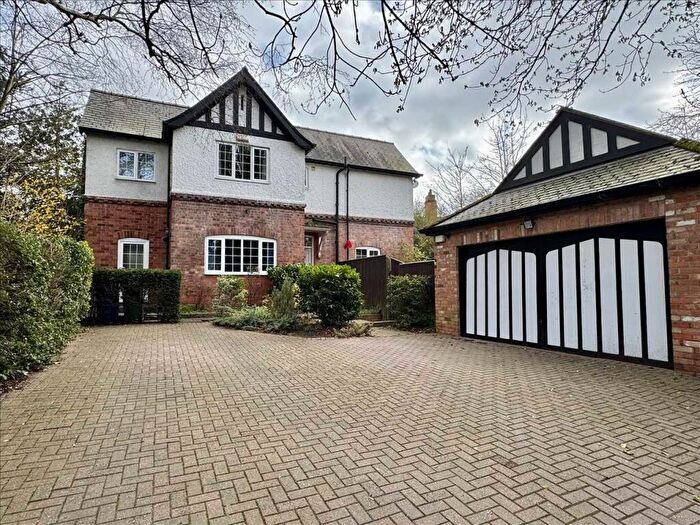 5 Bedroom Detached House For Sale In The Avenue 'the Old School House', Healing, Grimsby, DN41
