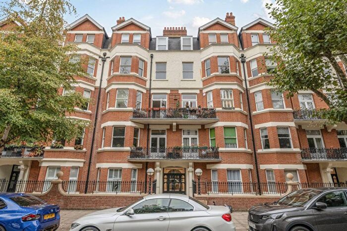 3 Bedroom Flat To Rent In Wymering Road, Maida Vale, London, W9