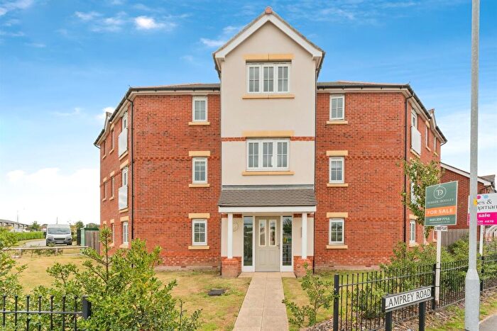 2 Bedroom Flat For Sale In Lamprey Road, Ellesmere Port, CH66