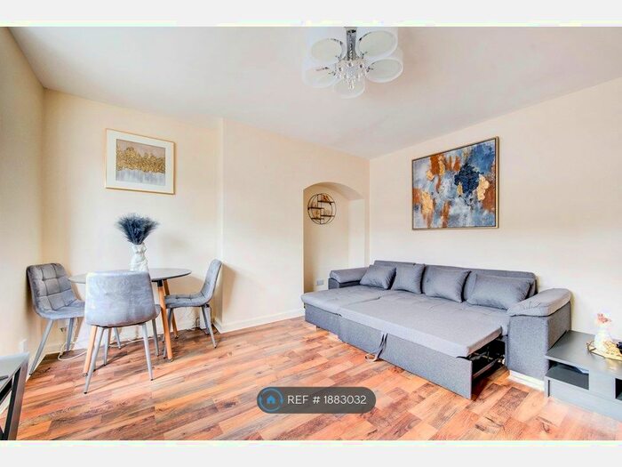 2 Bedroom Terraced House To Rent In Lodge Avenue, Dagenham, RM9