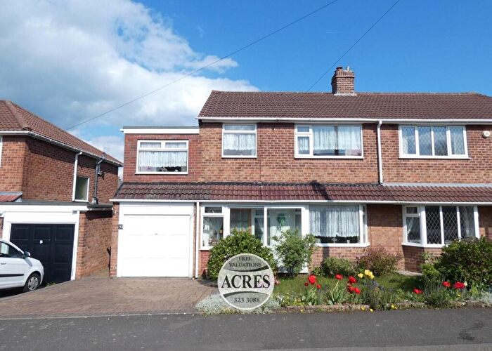 4 Bedroom Semi Detached House For Sale In Hazelwood Road, Streetly, Sutton Coldfield, B74