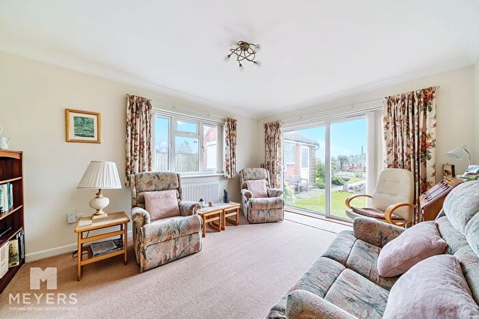 2 Bedroom Detached Bungalow For Sale In High Mead, Ferndown, BH22