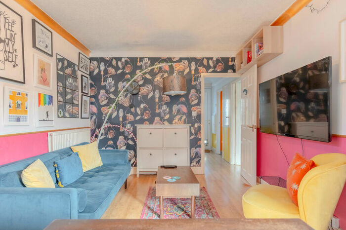 1 Bedroom Apartment To Rent In Arundel Grove, London, ., N16