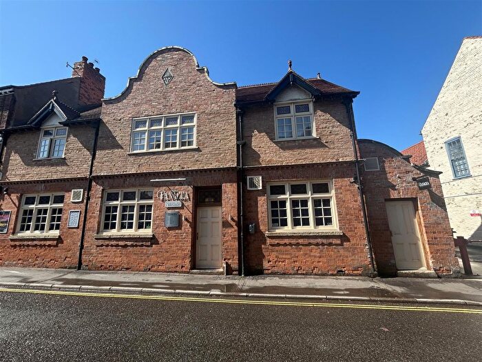 1 Bedroom Flat To Rent In Queen Street, Louth, LN11