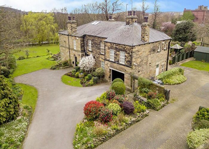 5 Bedroom Detached House For Sale In The Old Rectory, Church Street, S64