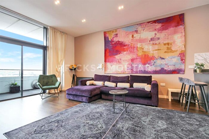 3 Bedroom Penthouse To Rent In Penthouse, Degrees North, City Centre, NE1