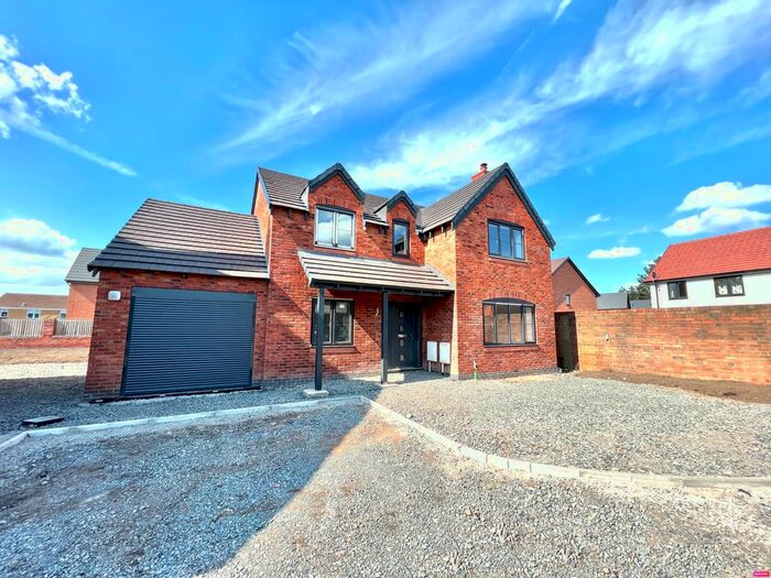 4 Bedroom Detached House For Sale In Wellington Road, Muxton, Telford, TF2