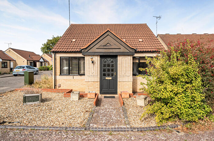 3 Bedroom Detached House For Sale In School Close, Bretton, Peterborough, PE3