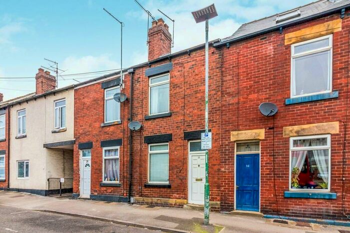 3 Bedroom Terraced House To Rent In Loxley New Road, Sheffield, South Yorkshire, S6