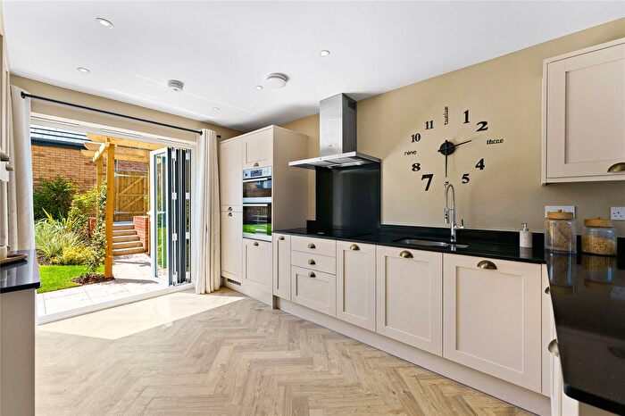 4 Bedroom Semi-Detached House For Sale In Colyton, Devon, EX24