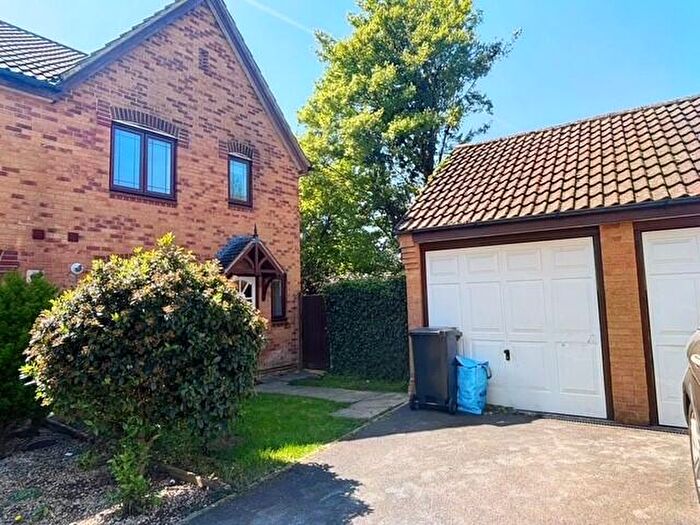 3 Bedroom End Of Terrace House To Rent In Abbeymeads, North Swindon, SN25