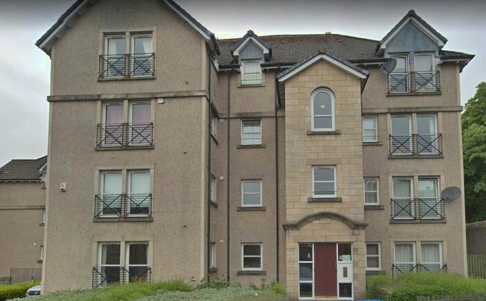 2 Bedroom Flat To Rent In Skibo Court, Dunfermline, KY12