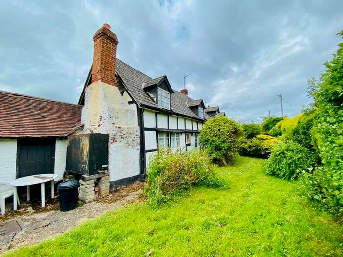 3 Bedroom Semi-Detached House For Sale In Ashperton Road, Ashperton, Ledbury, HR8