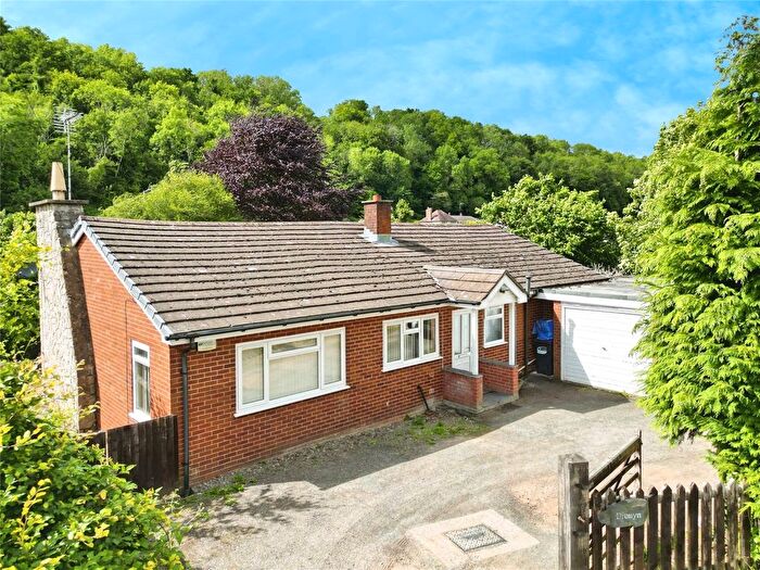 3 Bedroom Bungalow For Sale In Penygarreg Lane, Pant, Oswestry, Shropshire, SY10
