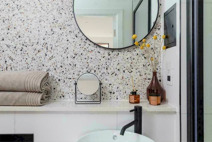 2 Bedroom Apartment For Sale In Yeo Street, Bow, London, E3
