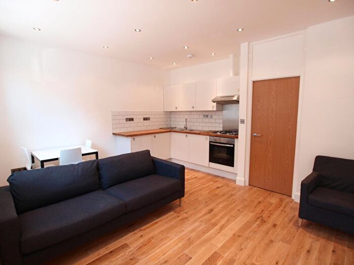 2 Bedroom Property To Rent In Hornsey Road, London, N19
