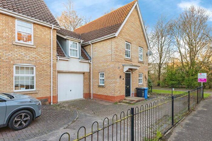 4 Bedroom Detached House For Sale In Beaufort Close, Norwich, NR6