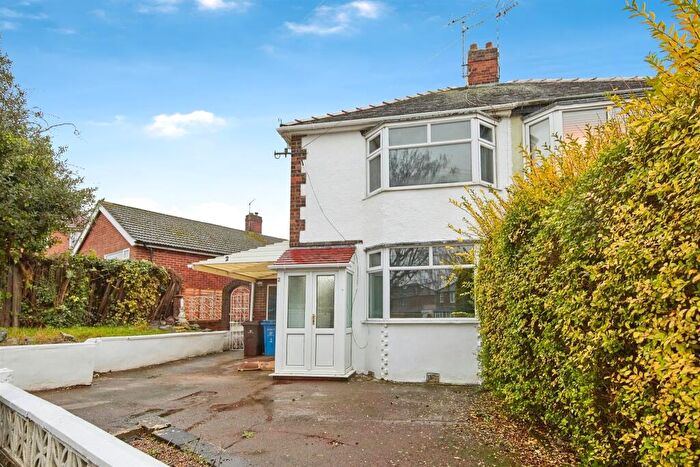 3 Bedroom Semi Detached House For Sale In Aylesbury Avenue, Chaddesden, Derby, DE21