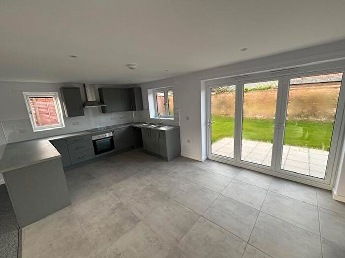 3 Bedroom Bungalow To Rent In Spinners Lane, Swaffham, PE37