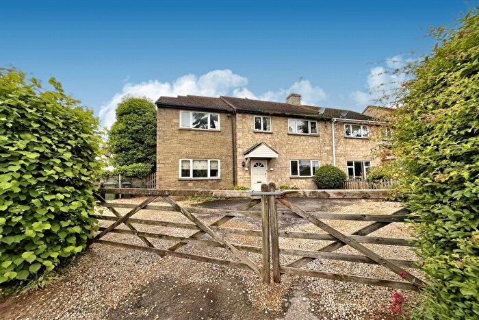 4 Bedroom Semi Detached House To Rent In Highworth Road, Shrivenham, Oxfordshire, SN6