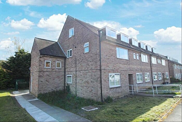 2 Bedroom Maisonette For Sale In London Way, Thorpe Hesley, Rotherham, S61