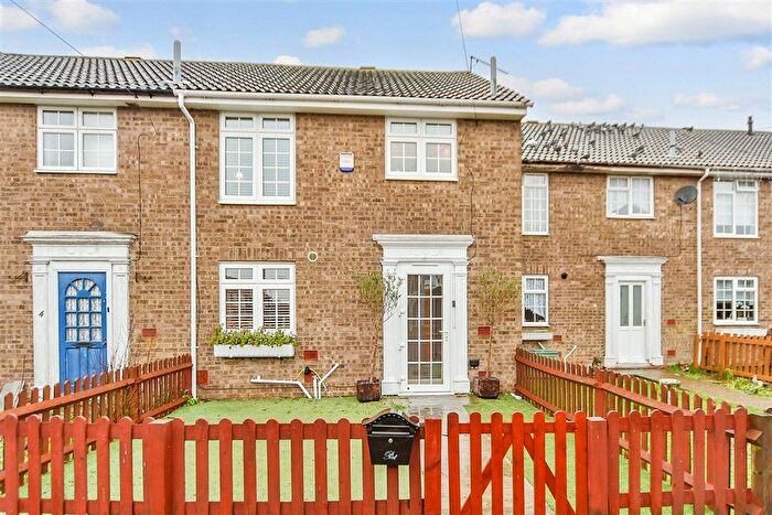 3 Bedroom Terraced House For Sale In Nottingham Walk, Strood, Rochester, Kent, ME2
