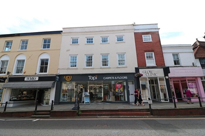 1 Bedroom Flat To Rent In High Street, Dorking, RH4