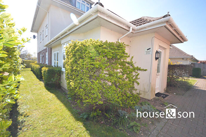 1 Bedroom Apartment To Rent In Lowther Road, BH8