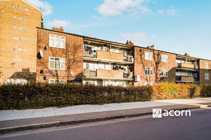 2 Bedroom Flat To Rent In Denmark Road London, SE5