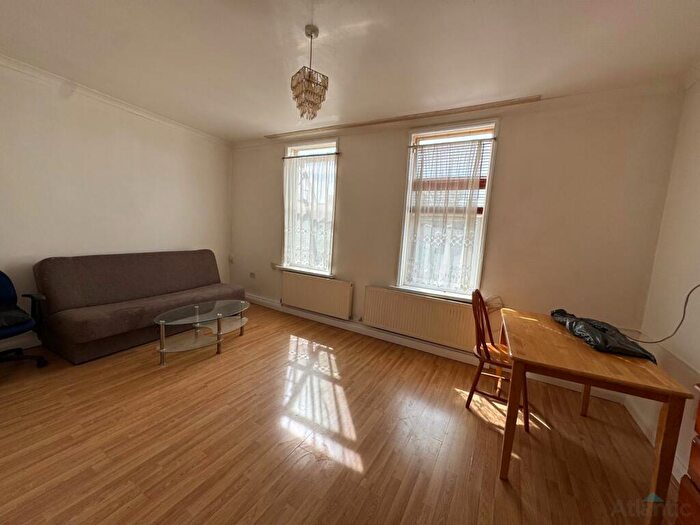 1 Bedroom Flat To Rent In Bounces Road, Edmonton, N9