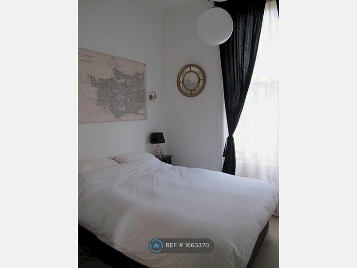 1 Bedroom Flat To Rent In Charleville Road, London, W14