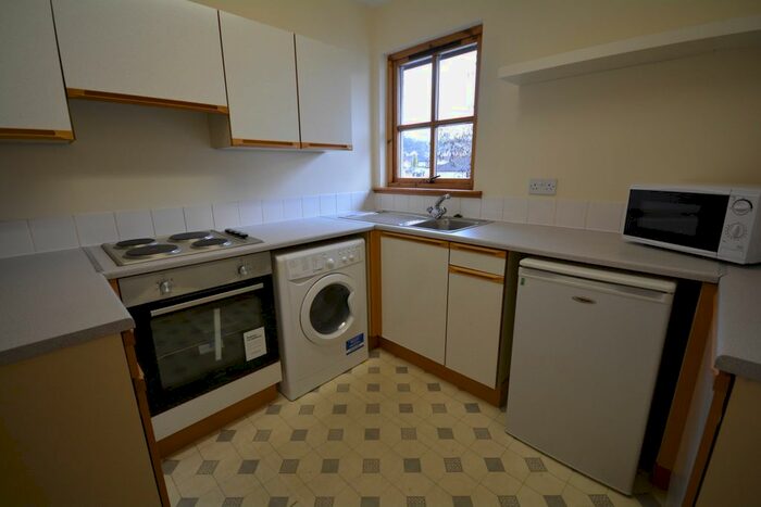 1 Bedroom Flat To Rent In Miller Street, Inverness, IV2