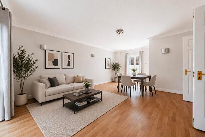 2 Bedroom Apartment To Rent In Haverstock Hill, Belsize Park, NW3