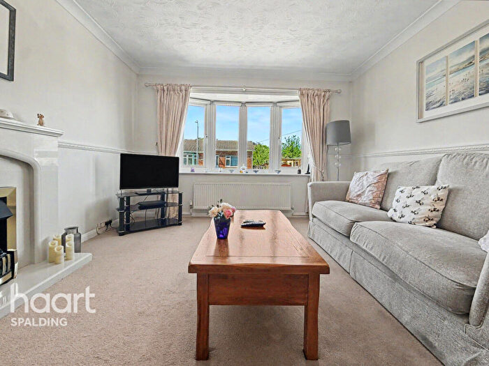 3 Bedroom Detached Bungalow For Sale In Dick Turpin Way, Long Sutton, PE12