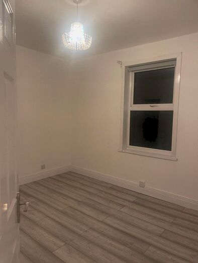 3 Bedroom Terraced House To Rent In Southview Road, Grays, RM20