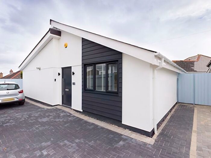 2 Bedroom Bungalow For Sale In Kimberley Park Road, Falmouth, TR11
