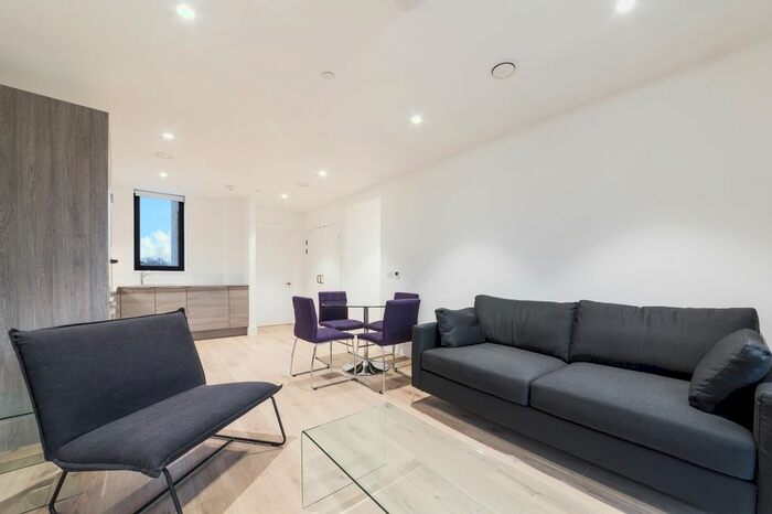 2 Bedroom Flat To Rent In Kingsland High Street, Dalston, London, E8