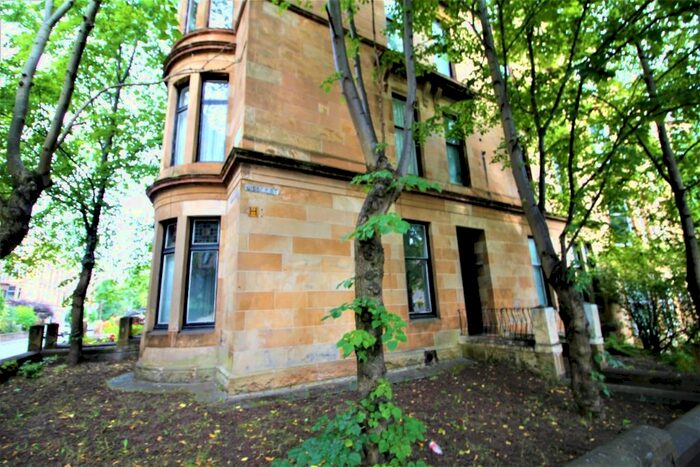 3 Bedroom Flat To Rent In Gibson Street, Hillhead, Glasgow, G12