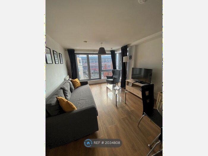 2 Bedroom Flat To Rent In Golate Street, Cardiff, CF10